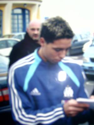 Samir Nasri en sceance de dédicace chez Go sport